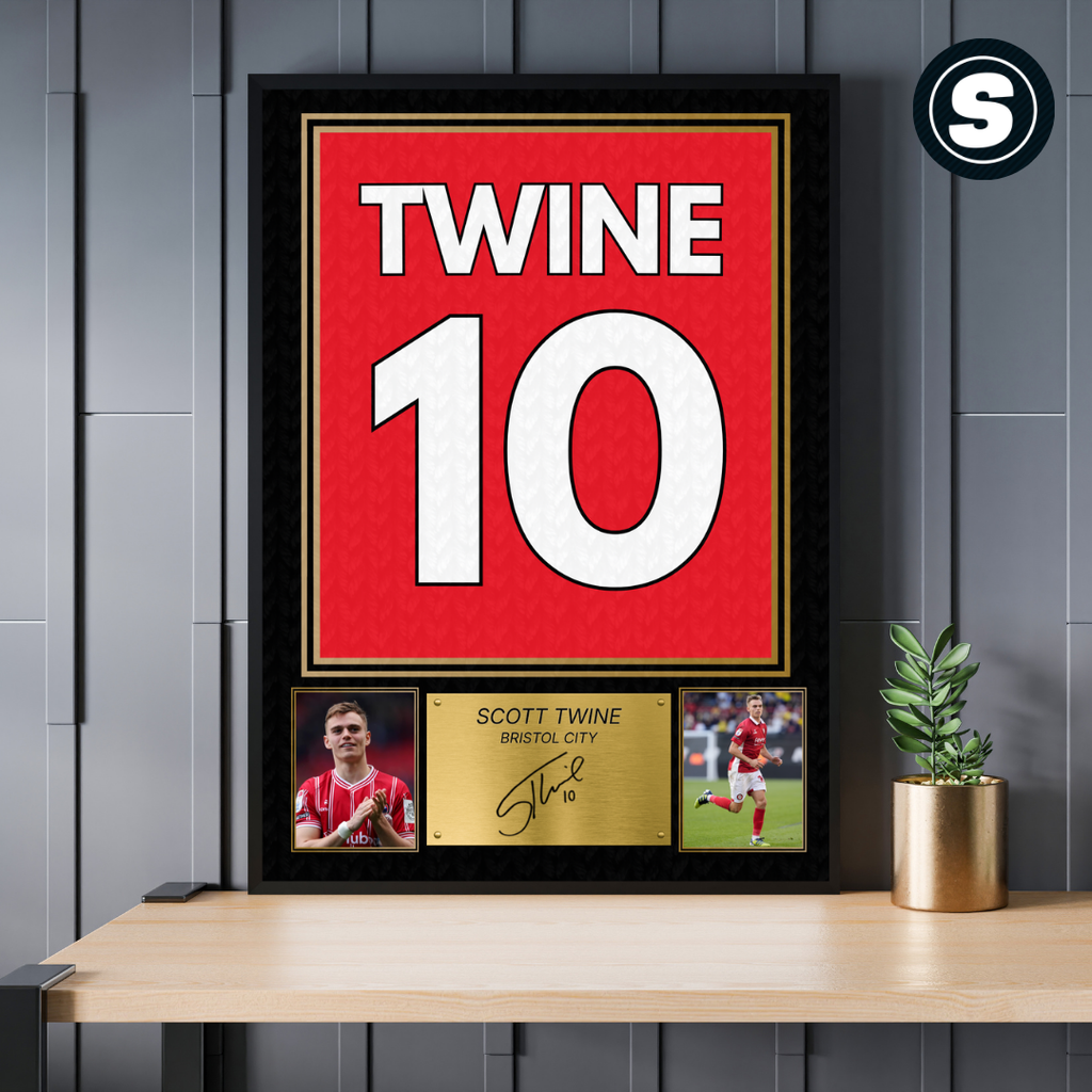 Scott Twine Bristol City Printed Autograph Picture